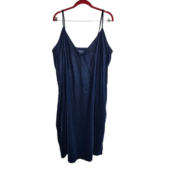 NWT Old Navy Adjustable Spaghetti Strap Velvet Navy Blue Midi Dress - Picture 1 of 4